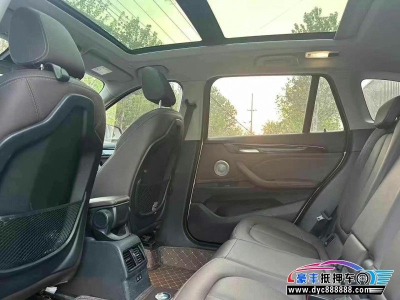 21年宝马X1轿车抵押车出售