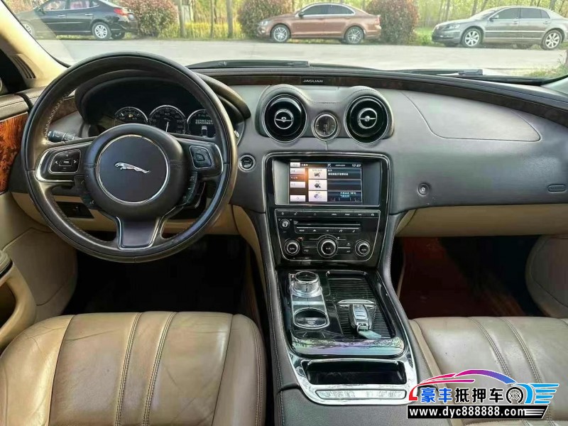 14年捷豹XJL轿车抵押车出售