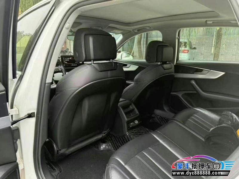 22年奥迪A4L轿车抵押车出售