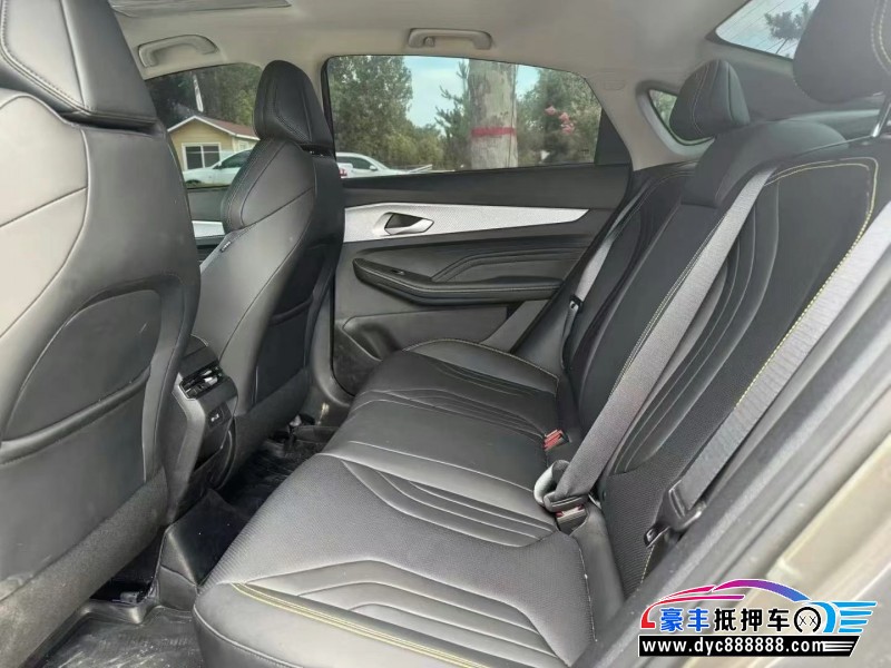 25年吉利缤瑞轿车抵押车出售