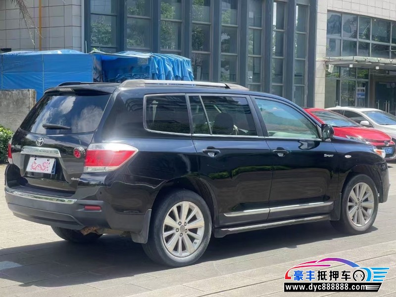 13年丰田汉兰达轿车抵押车出售