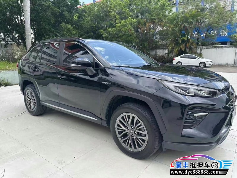 24年丰田威兰达轿车抵押车出售