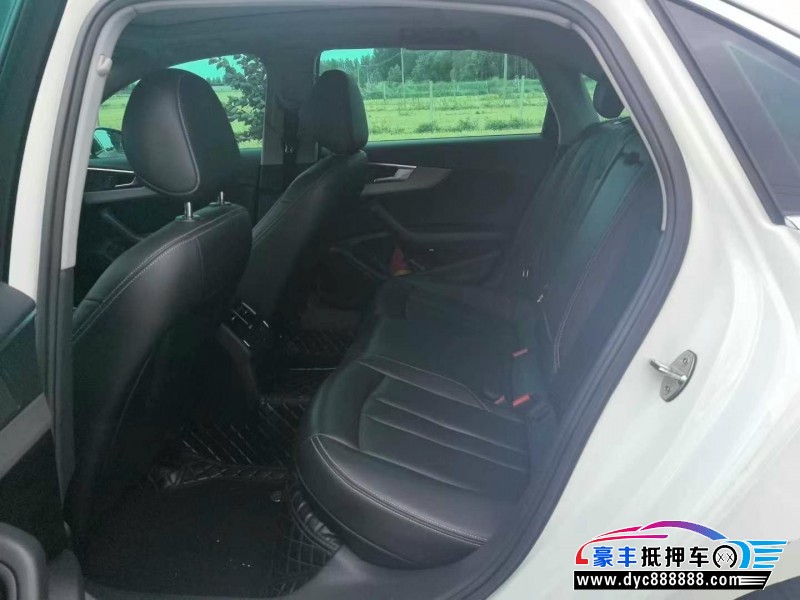 18年奥迪A4L轿车抵押车出售