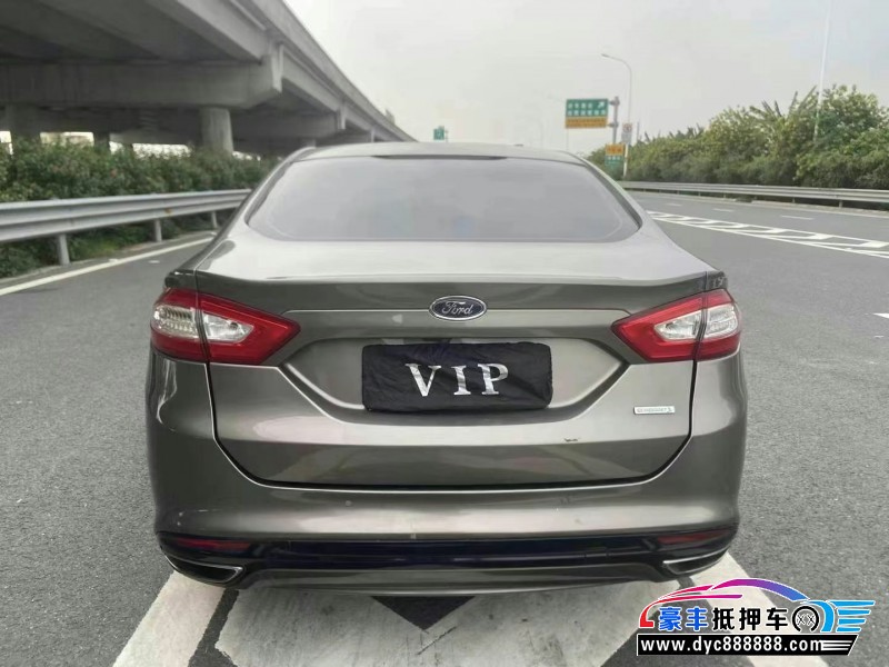 15年福特蒙迪欧轿车抵押车出售