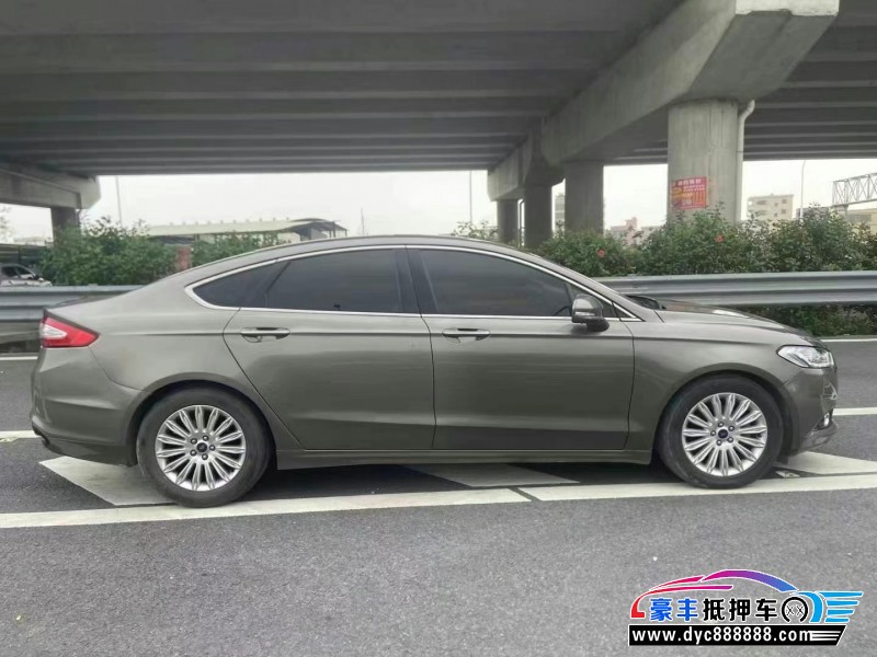 15年福特蒙迪欧轿车抵押车出售