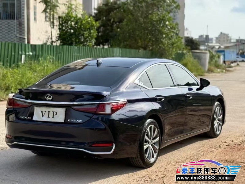 20年雷克萨斯ES轿车抵押车出售