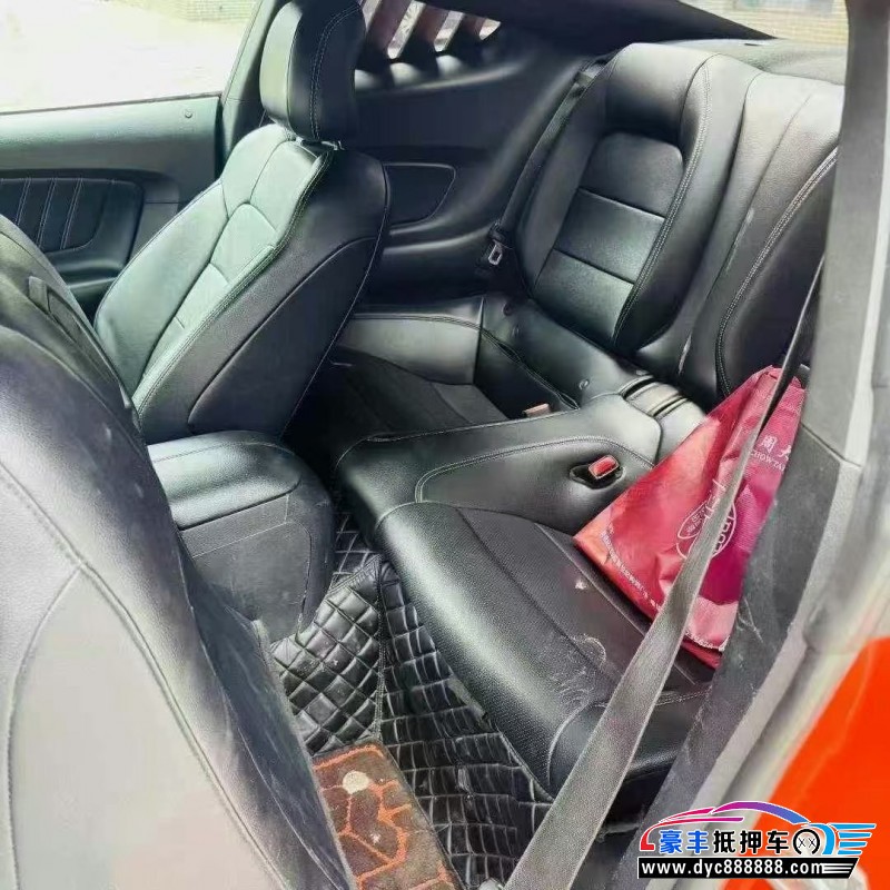 16年福特野马轿车抵押车出售