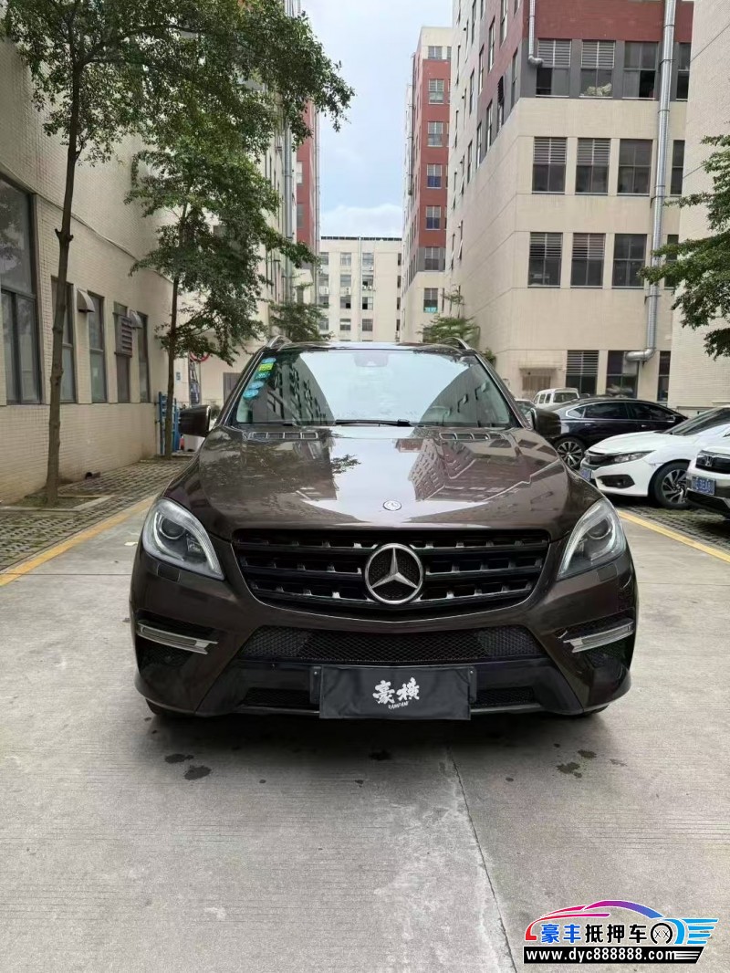 抵押车出售14年奔驰ML轿车