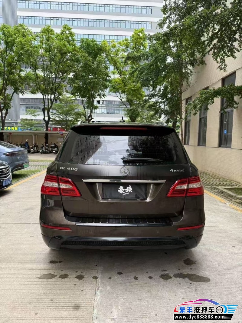 14年奔驰ML轿车抵押车出售