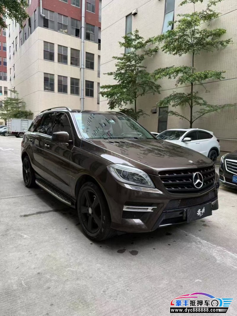 14年奔驰ML轿车抵押车出售