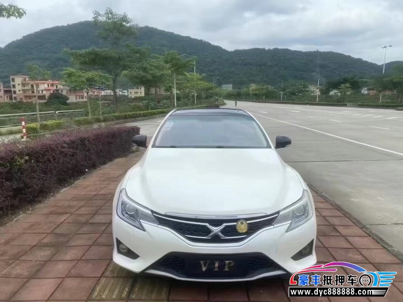 15年丰田锐志轿车抵押车出售