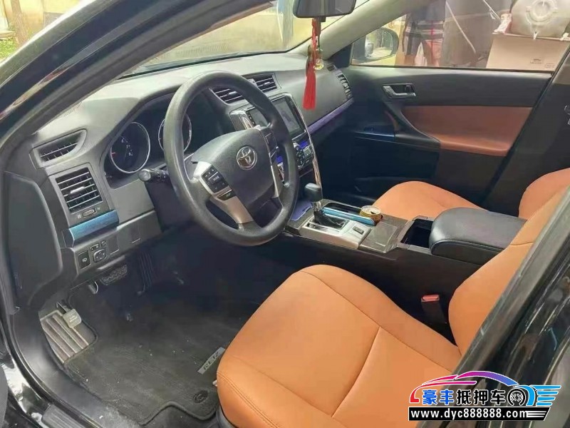 17年丰田锐志轿车抵押车出售