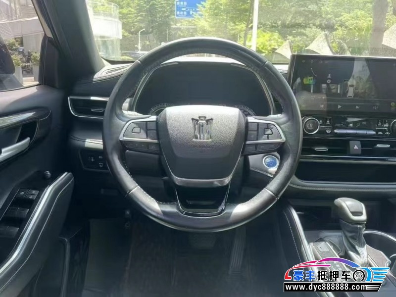 22年丰田皇冠轿车抵押车出售