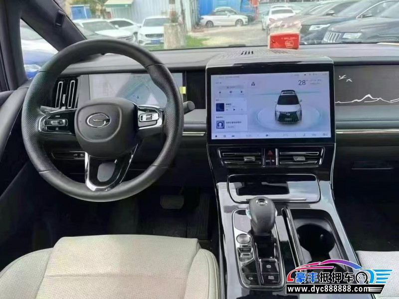 23年传祺M8轿车抵押车出售