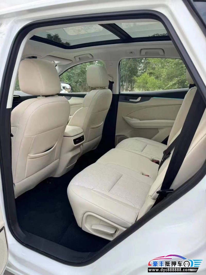 25年凯翼昆仑轿车抵押车出售