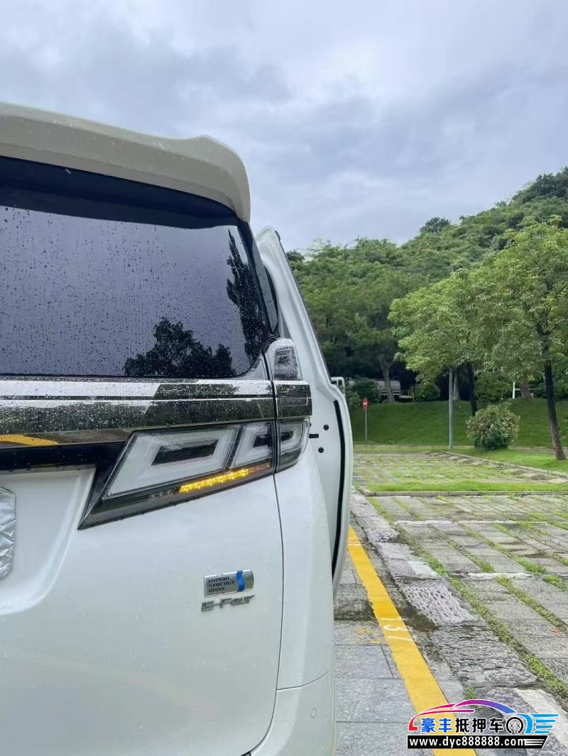 22年丰田威尔法轿车抵押车出售