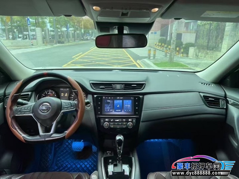 23年日产奇骏轿车抵押车出售