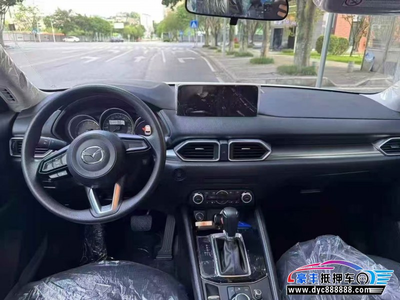 25年马自达CX-5轿车抵押车出售