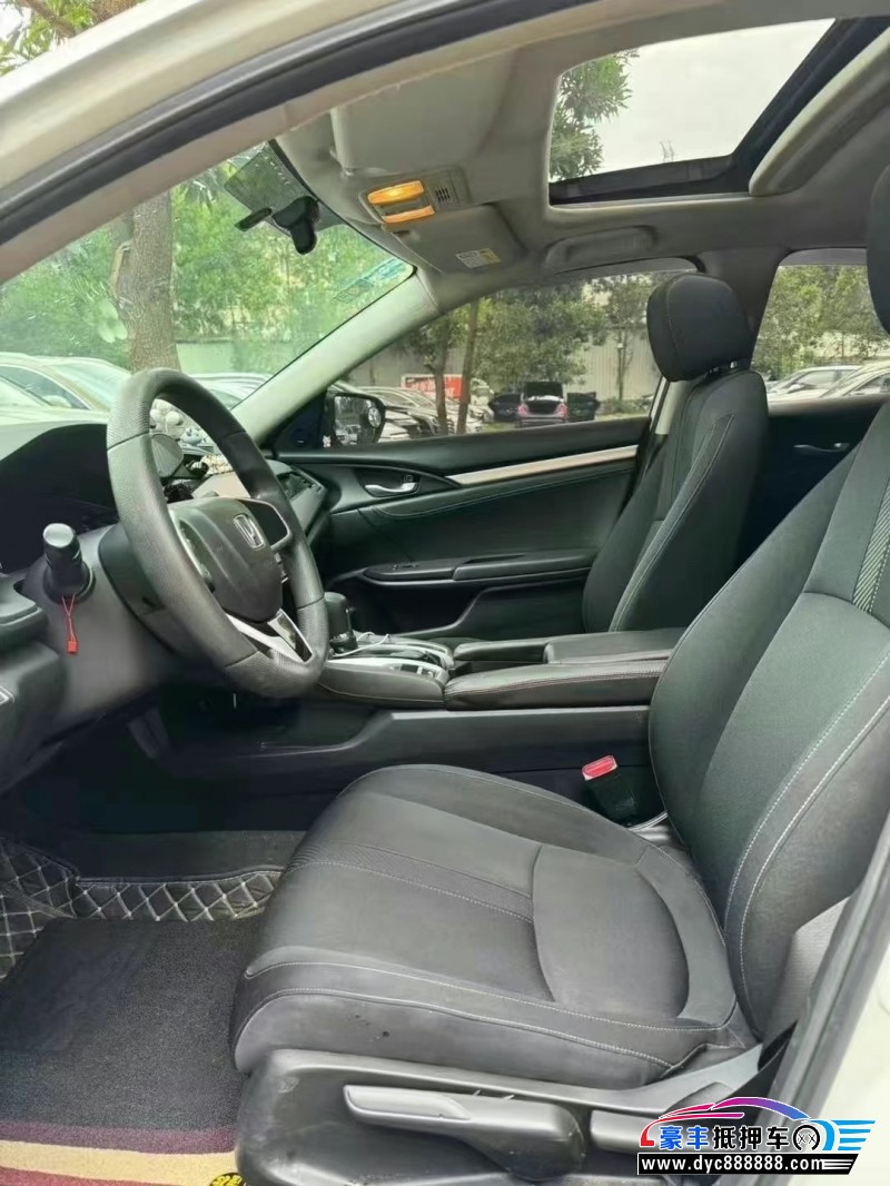 17年本田思域轿车抵押车出售