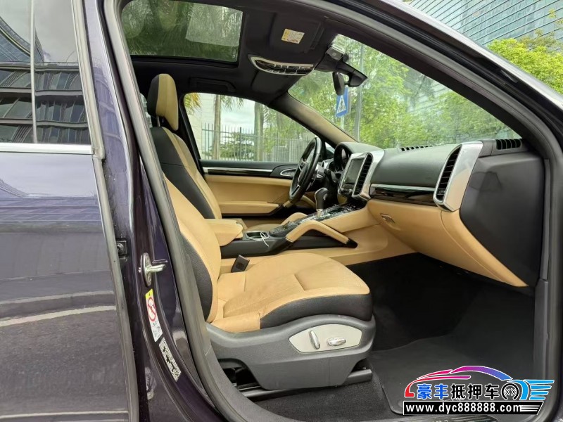 18年保时捷卡宴轿车抵押车出售