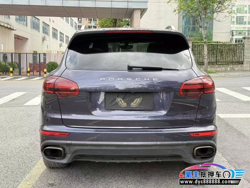 18年保时捷卡宴轿车抵押车出售