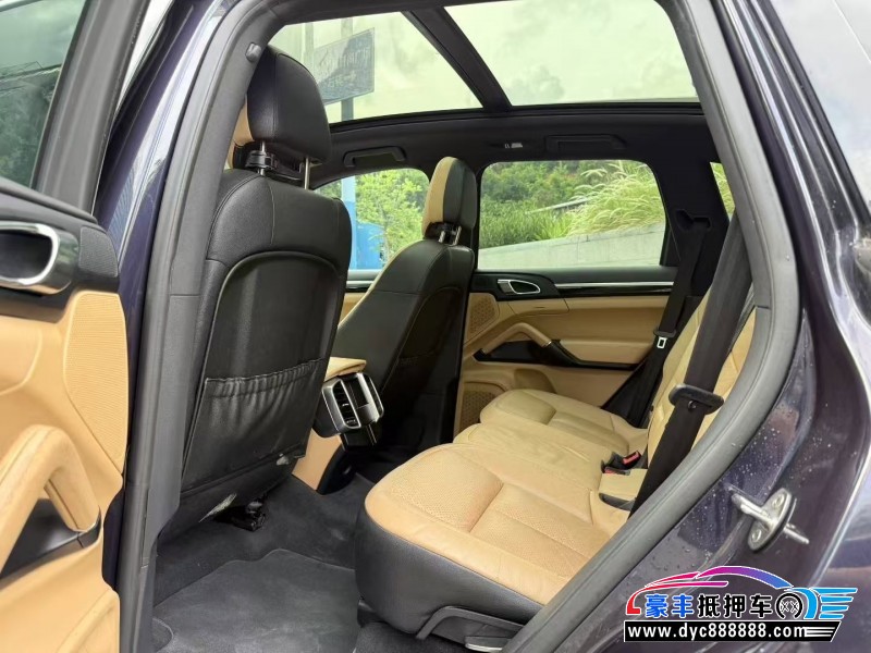 18年保时捷卡宴轿车抵押车出售