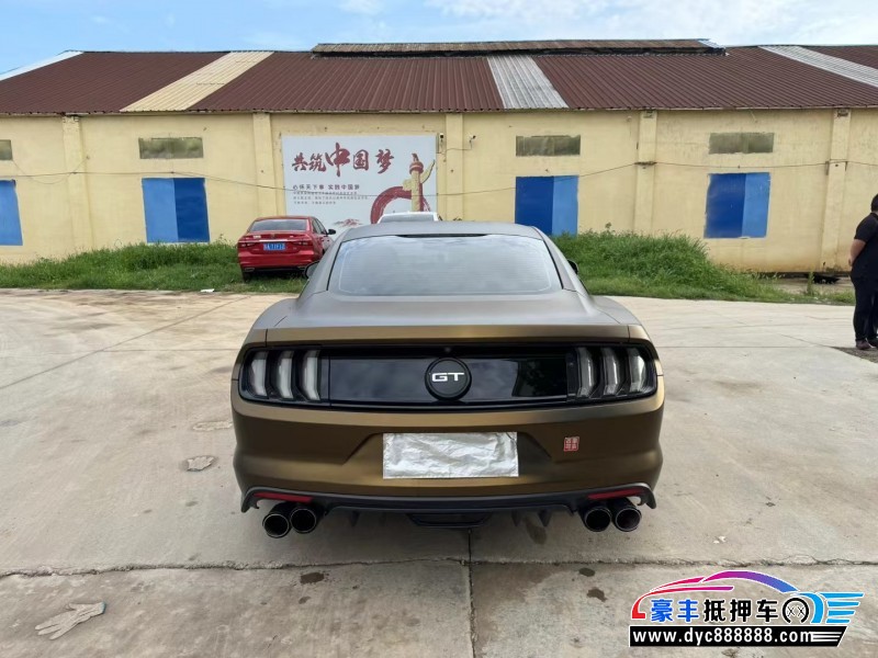 16年福特野马轿车抵押车出售