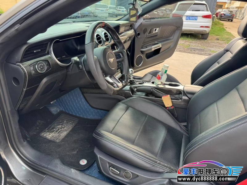 16年福特野马轿车抵押车出售