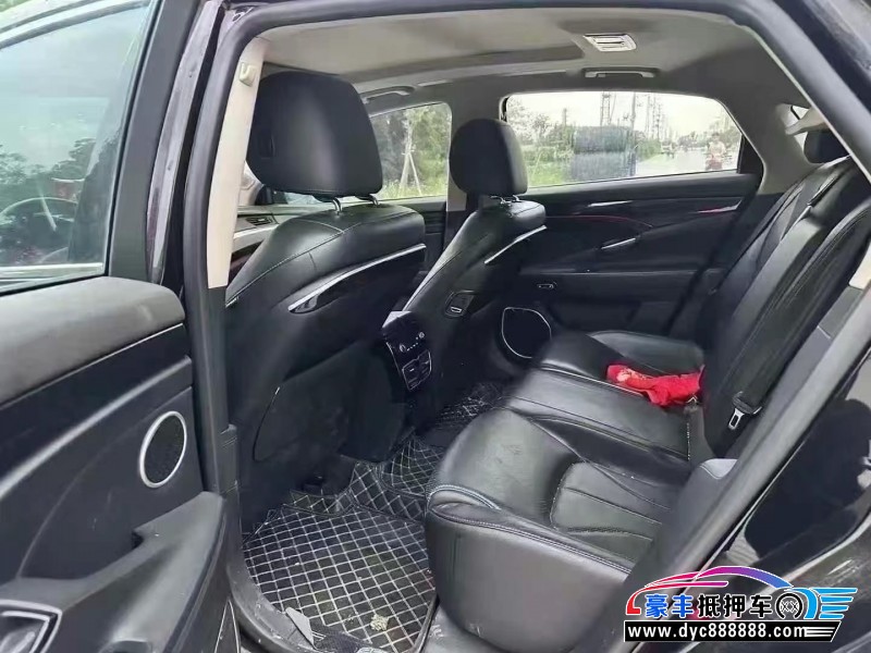 17年吉利博瑞轿车抵押车出售