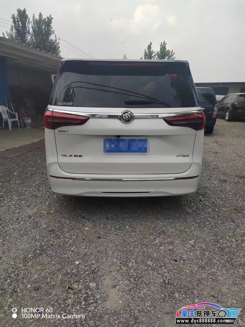 21年别克GL8轿车抵押车出售