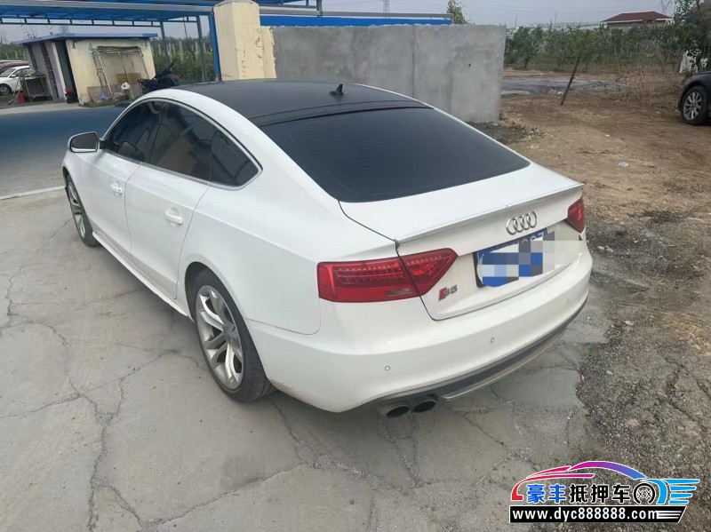 15年奥迪S5轿车抵押车出售