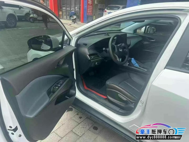 24年别克微蓝轿车抵押车出售