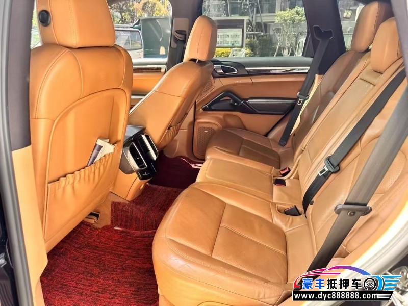 12年保时捷卡宴SUV抵押车出售