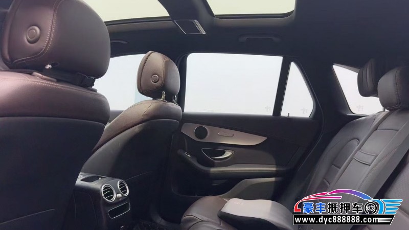 22年奔驰GLCSUV抵押车出售