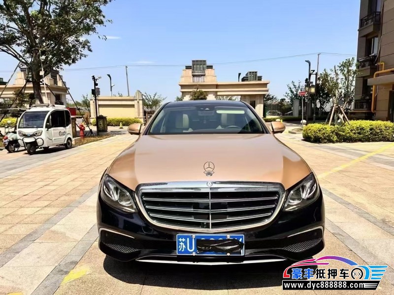 17年奔驰E轿车抵押车出售