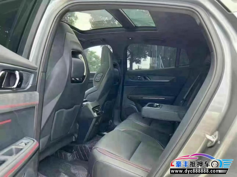 22年领克05轿车抵押车出售