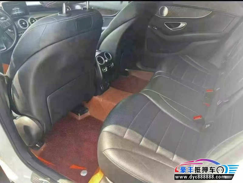 18年奔驰GLC轿车抵押车出售