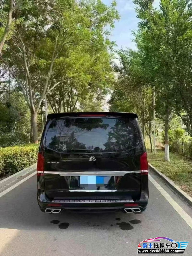 21年奔驰威霆轿车抵押车出售