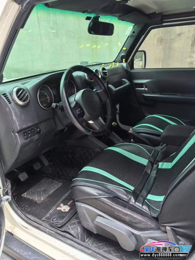 15年北京BJ40轿车抵押车出售