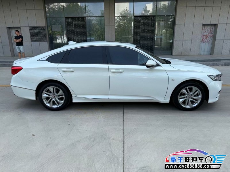 20年本田雅阁轿车抵押车出售