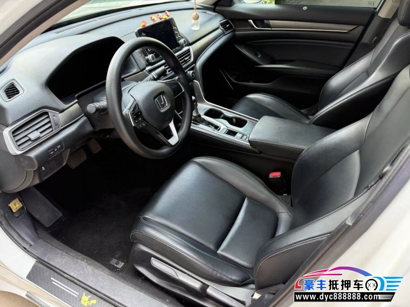 20年本田雅阁轿车抵押车出售