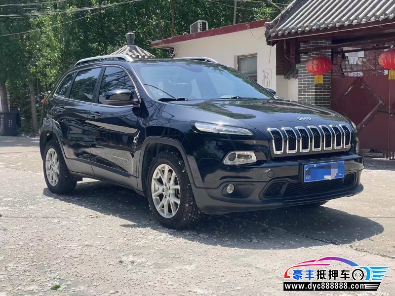 17年Jeep自由光SUV抵押车出售