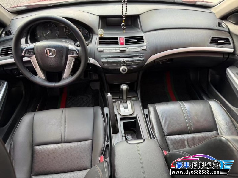 12年本田歌诗图轿车抵押车出售