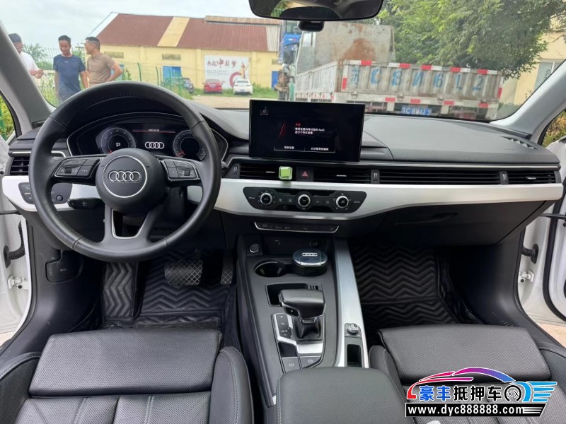 21年奥迪A4轿车抵押车出售