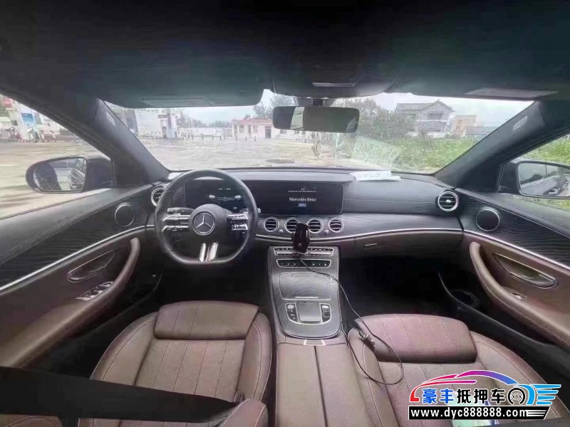 23年奔驰E轿车抵押车出售