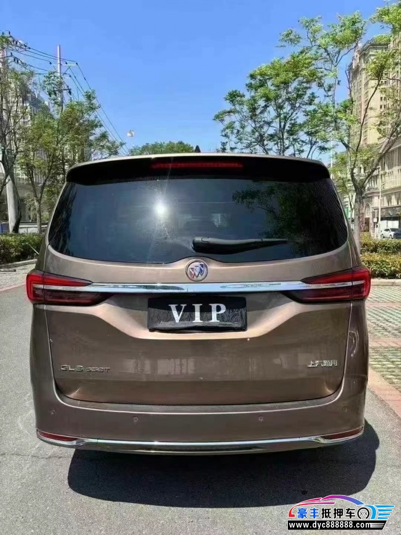 20年别克GL8轿车抵押车出售