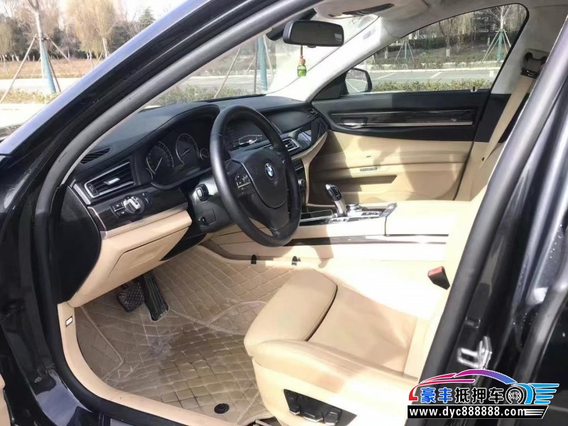 13年宝马7系轿车抵押车出售