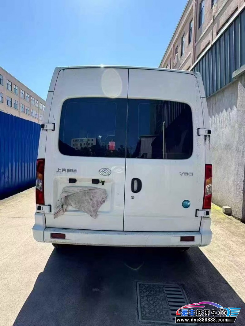 22年上汽大通V80轿车抵押车出售