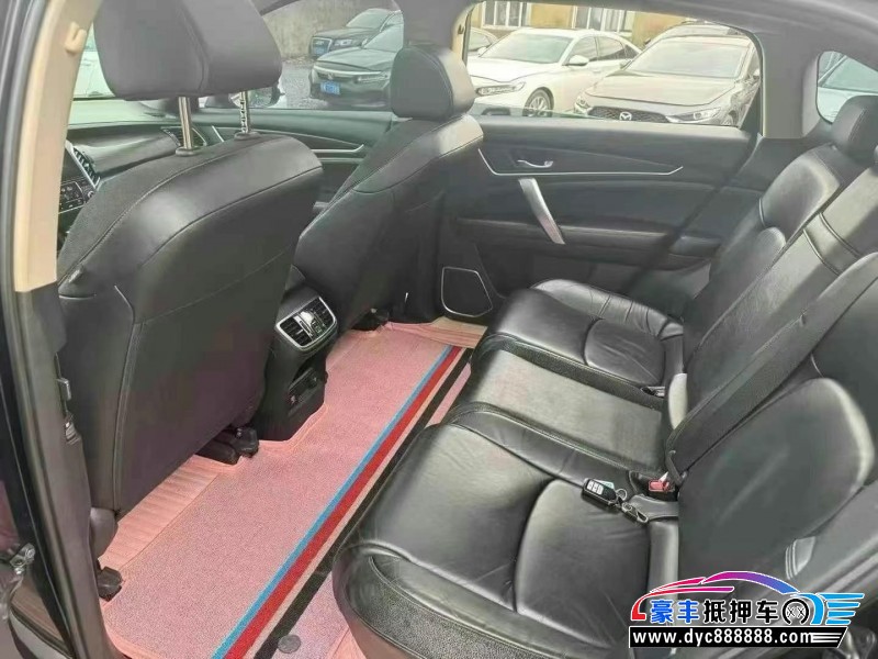 18年本田冠道轿车抵押车出售