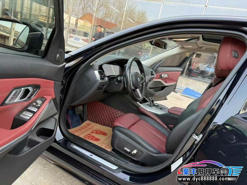 21年宝马3系轿车抵押车出售